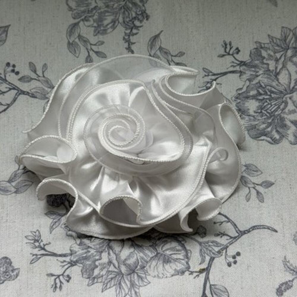Vtg 80s 90s Large Hair Bow Clip Ribbon White Rose Cottagecore Romantic Coquette